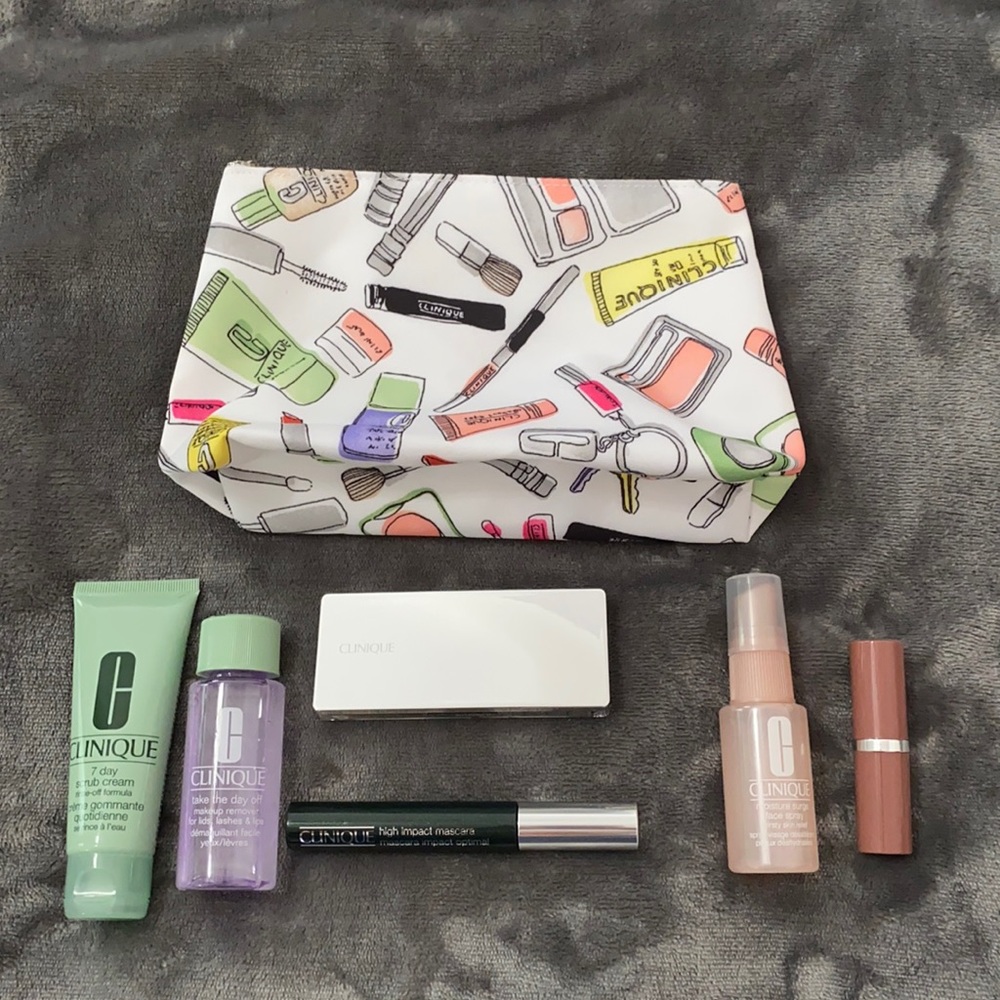NEW Clinique Gift Set